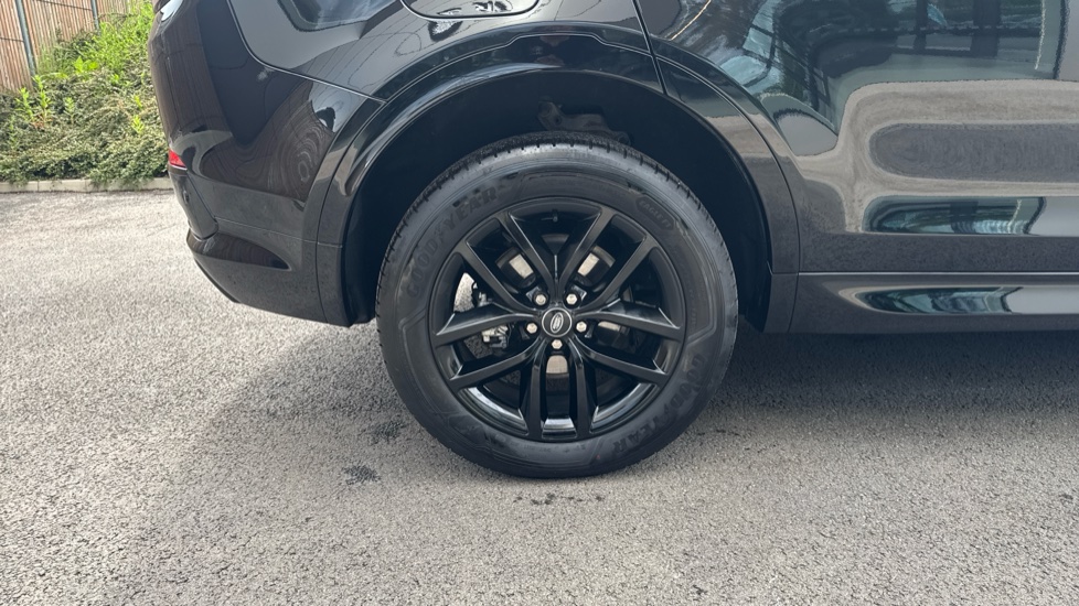 Land Rover Discovery Sport 2.0 D200 Dynamic SE 5dr Auto [5 Seat] Diesel Station Wagon - Image 24