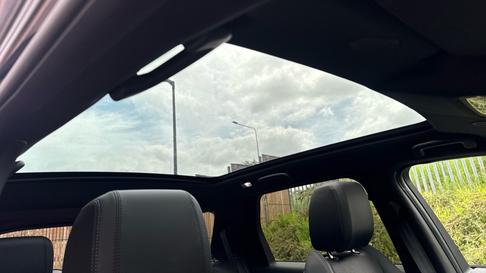 Land Rover Discovery Sport 2.0 D200 Dynamic SE 5dr Auto [5 Seat] Diesel Station Wagon - Image 44