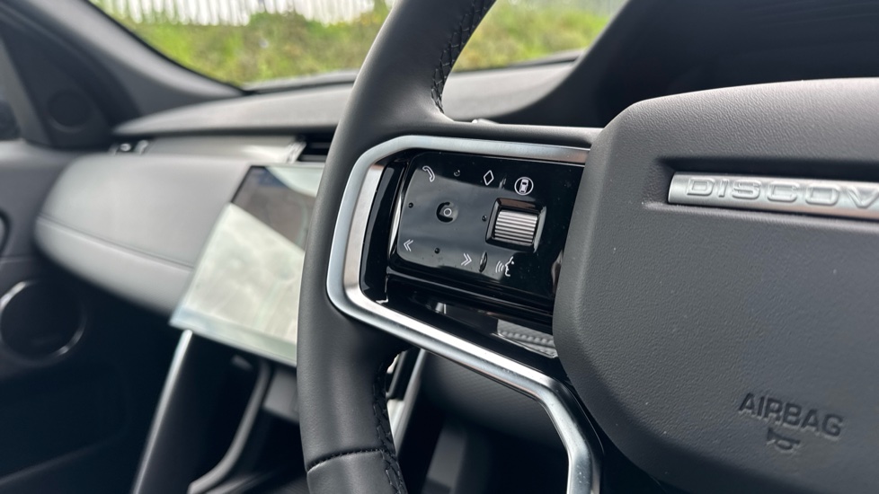 Land Rover Discovery Sport 2.0 D200 Dynamic SE 5dr Auto [5 Seat] Diesel Station Wagon - Image 45