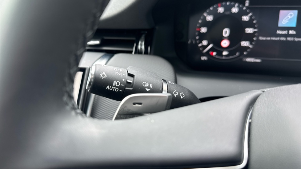 Land Rover Discovery Sport 2.0 D200 Dynamic SE 5dr Auto [5 Seat] Diesel Station Wagon - Image 54
