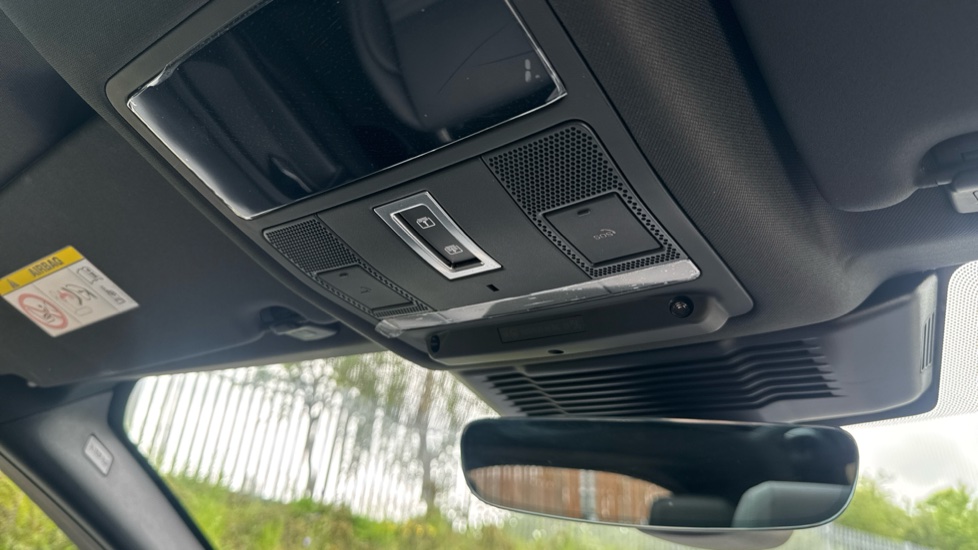 Land Rover Discovery Sport 2.0 D200 Dynamic SE 5dr Auto [5 Seat] Diesel Station Wagon - Image 60