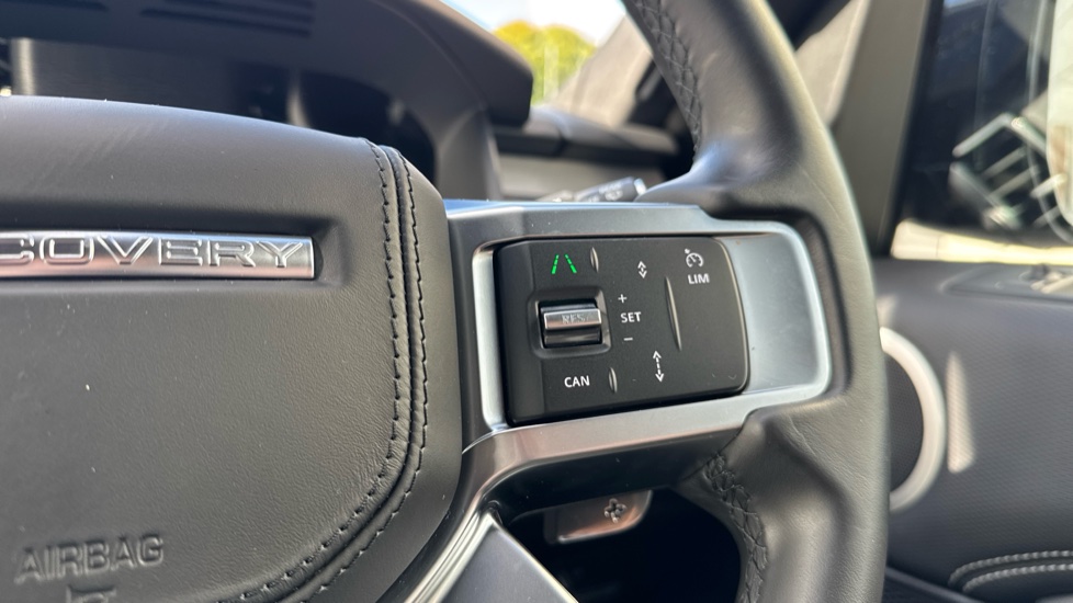 Land Rover Discovery Diesel 3.0 D350 Dynamic HSE Commercial Auto - Image 49