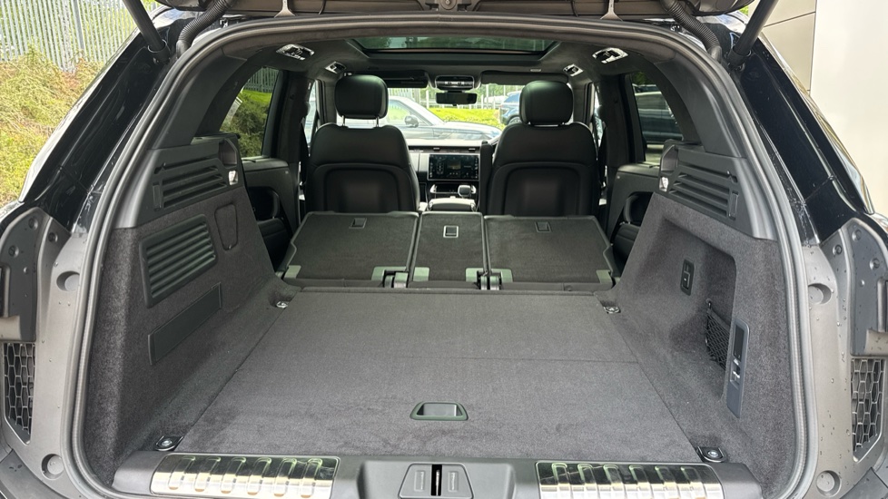 Land Rover Range Rover Sport 3.0 D300 Autobiography 5dr Auto Diesel Estate - Image 10