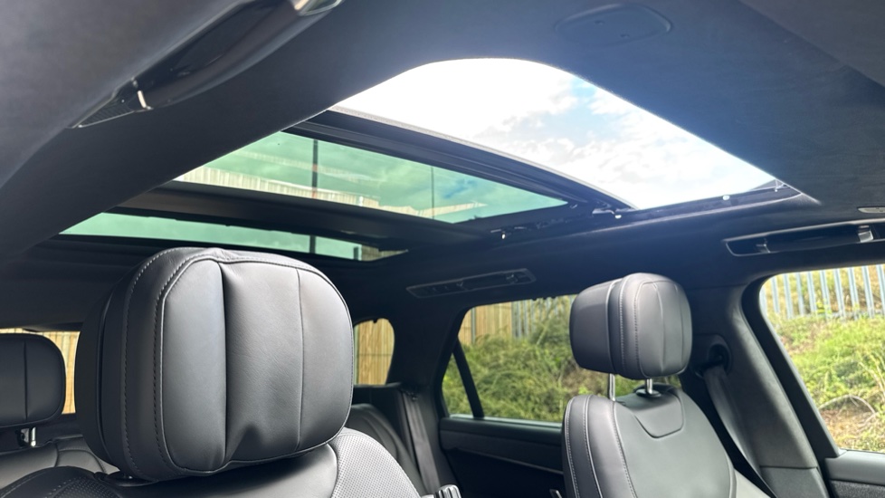 Land Rover Range Rover Sport 3.0 D300 Autobiography 5dr Auto Diesel Estate - Image 34