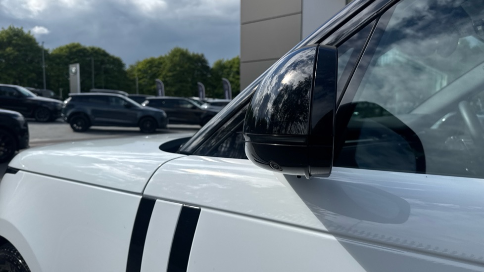 Land Rover Range Rover 3.0 P460e HSE 4dr Auto Estate - Image 34