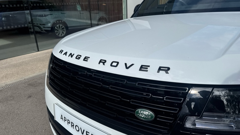 Land Rover Range Rover 3.0 P460e HSE 4dr Auto Estate - Image 37
