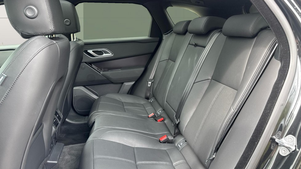 Land Rover Range Rover Velar 2.0 P400e Dynamic SE 5dr Auto Estate - Image 4