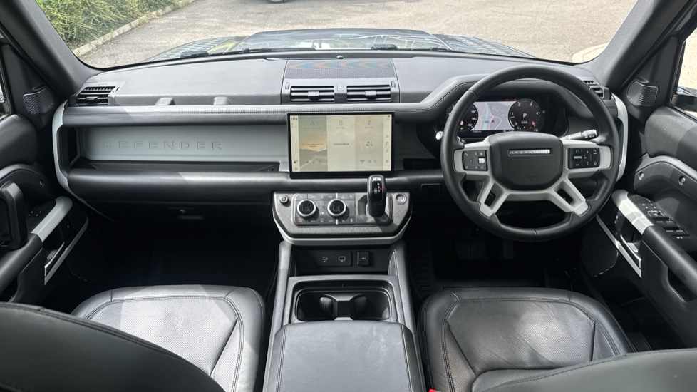 Land Rover Defender 3.0 D250 HSE 110 5dr Auto Diesel Estate - Image 9