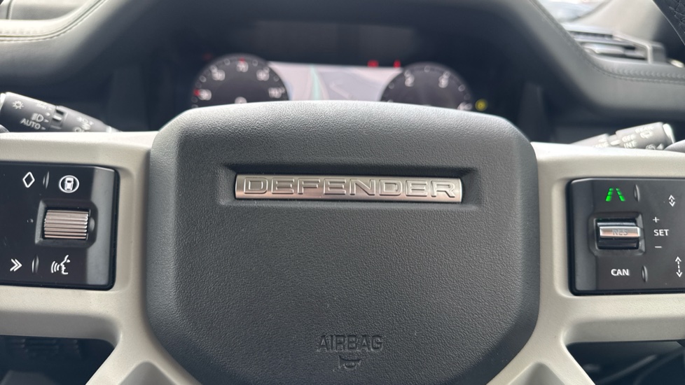 Land Rover Defender 3.0 D250 HSE 110 5dr Auto Diesel Estate - Image 47