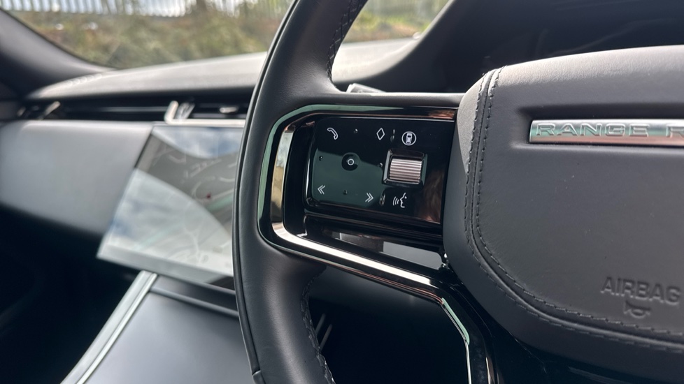 Land Rover Range Rover Evoque 2.0 D200 Dynamic HSE 5dr Auto Diesel Hatchback - Image 45