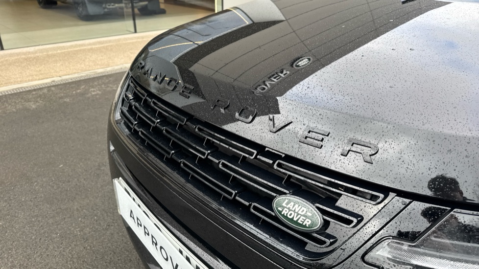 Land Rover Range Rover Evoque 2.0 D200 Autobiography 5dr Auto [Revised] Diesel Hatchback - Image 33