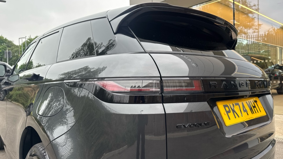 Land Rover Range Rover Evoque 1.5 P270e Autobiography 5dr Auto Hatchback - Image 19