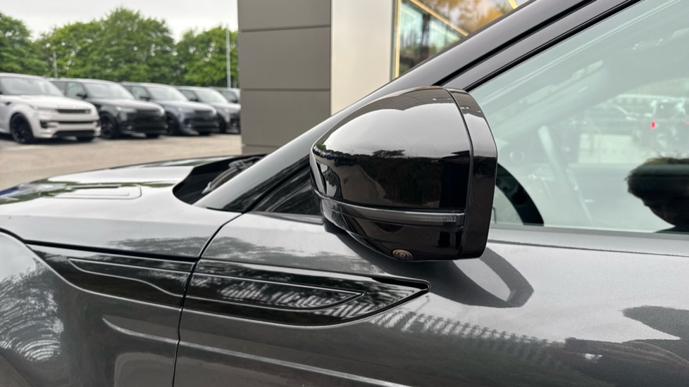 Land Rover Range Rover Evoque 1.5 P270e Autobiography 5dr Auto Hatchback - Image 31