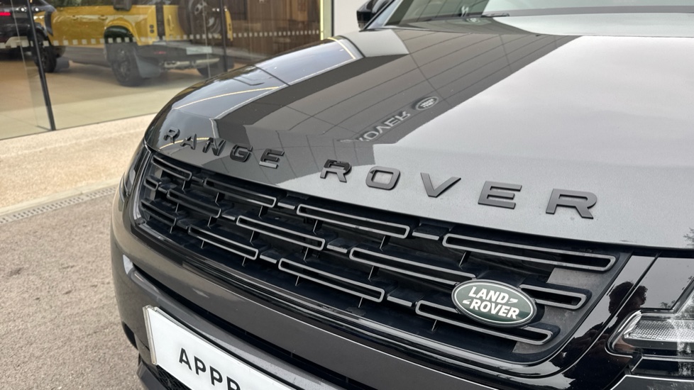 Land Rover Range Rover Evoque 1.5 P270e Autobiography 5dr Auto Hatchback - Image 35