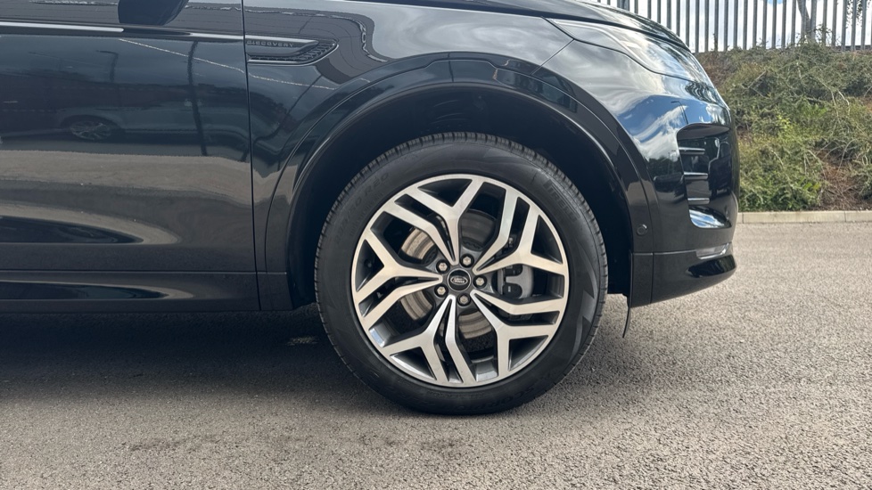Land Rover Discovery Sport 1.5 P270e Metropolitan 5dr Auto [5 Seat] Station Wagon - Image 8
