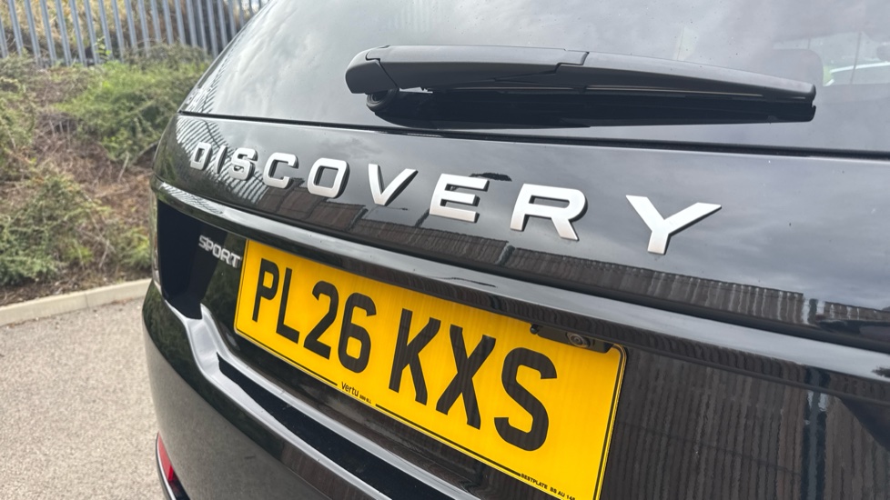 Land Rover Discovery Sport 1.5 P270e Metropolitan 5dr Auto [5 Seat] Station Wagon - Image 24
