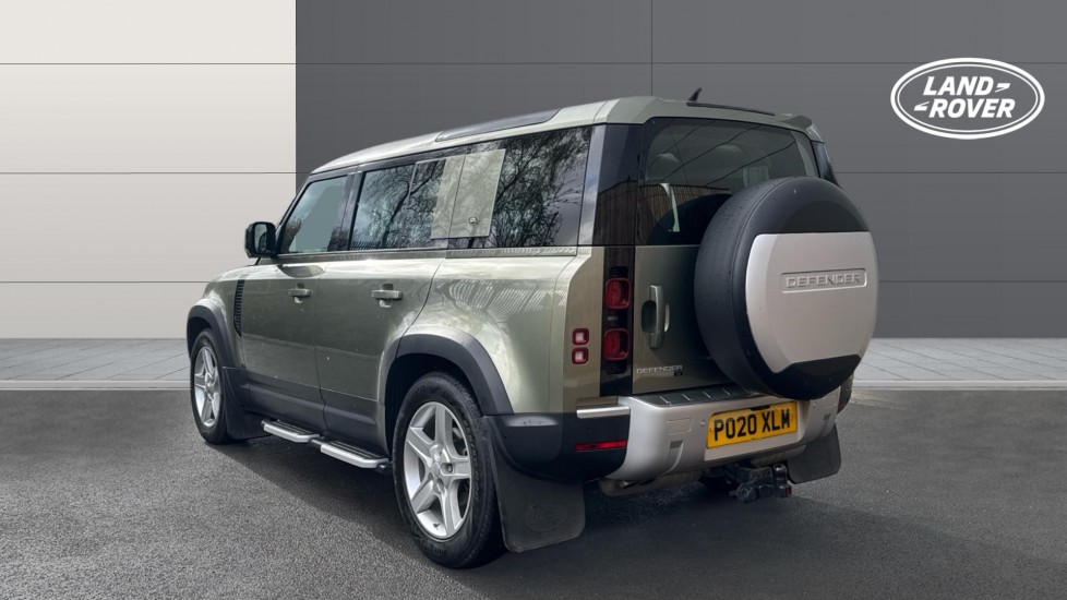 Land Rover Defender 2.0 D200 SE 110 5dr Auto Diesel Estate - Image 2