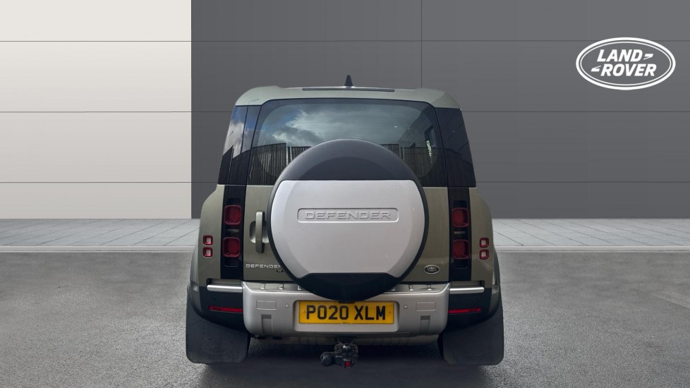 Land Rover Defender 2.0 D200 SE 110 5dr Auto Diesel Estate - Image 6
