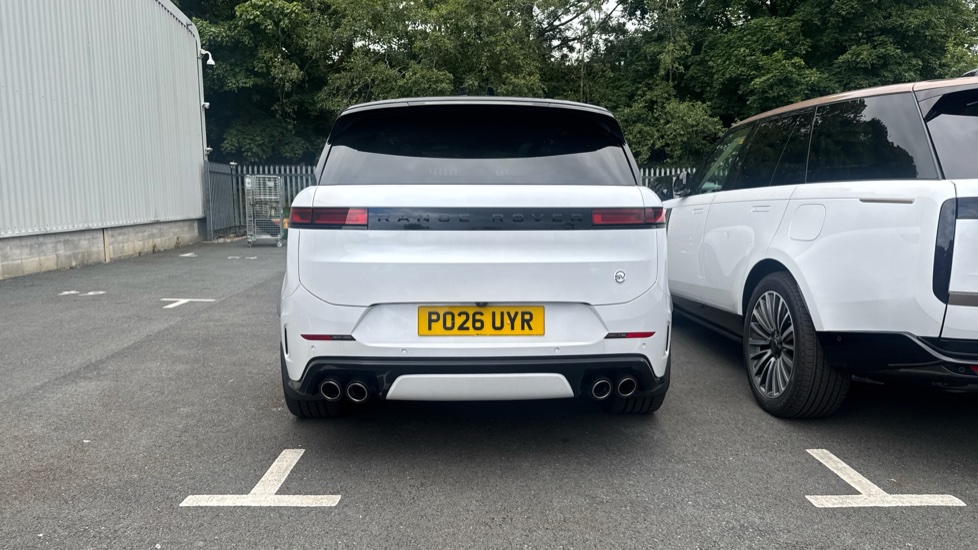 Land Rover Range Rover Sport 4.4 P635 V8 SV 5dr Auto Petrol Estate - Image 67