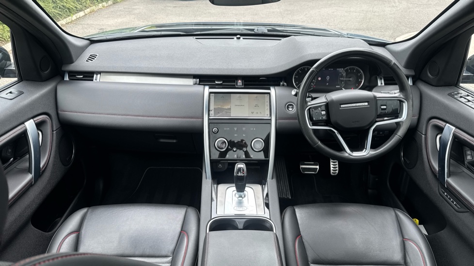 Land Rover Discovery Sport 1.5 P300e R-Dynamic SE 5dr Auto [5 Seat] Station Wagon - Image 9