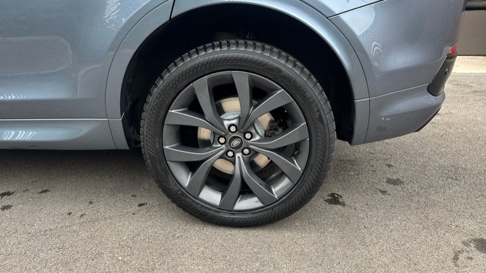 Land Rover Discovery Sport 1.5 P300e R-Dynamic SE 5dr Auto [5 Seat] Station Wagon - Image 29