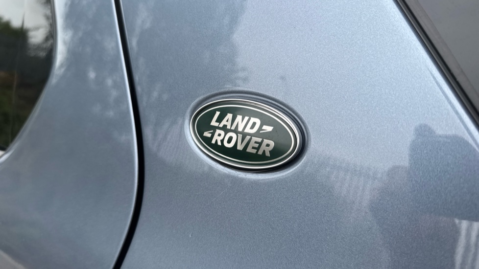Land Rover Discovery Sport 1.5 P300e R-Dynamic SE 5dr Auto [5 Seat] Station Wagon - Image 31
