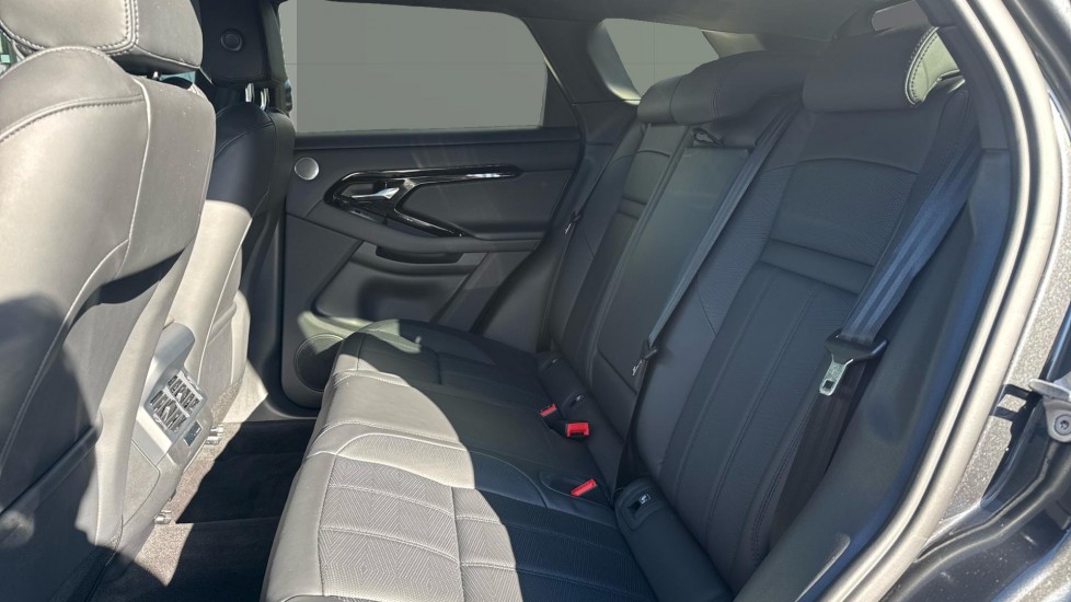 Land Rover Range Rover Evoque 2.0 D200 Autobiography 5dr Auto [Revised] Diesel Hatchback - Image 4