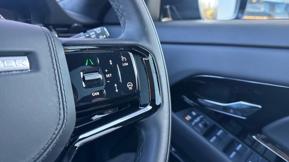 Land Rover Range Rover Evoque 2.0 D200 Autobiography 5dr Auto [Revised] Diesel Hatchback - Image 46