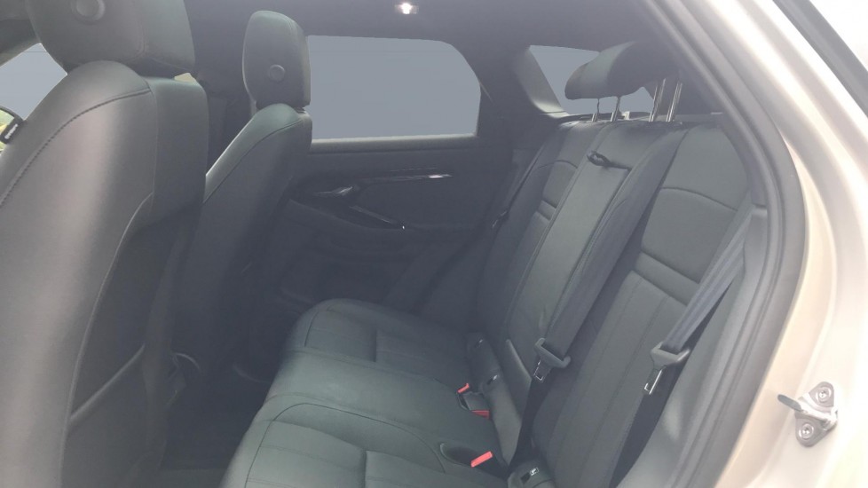 Land Rover Range Rover Evoque 2.0 D200 Dynamic SE 5dr Auto Diesel Hatchback - Image 4