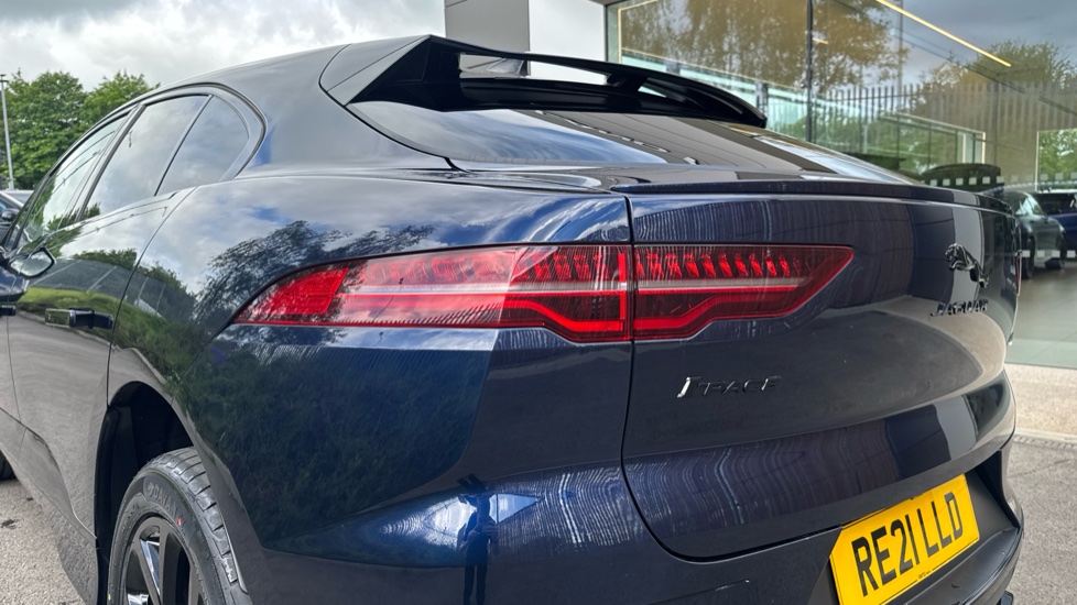 Jaguar I-Pace 294kW EV400 S 90kWh 5dr Auto [11kW Charger] Electric Estate - Image 19