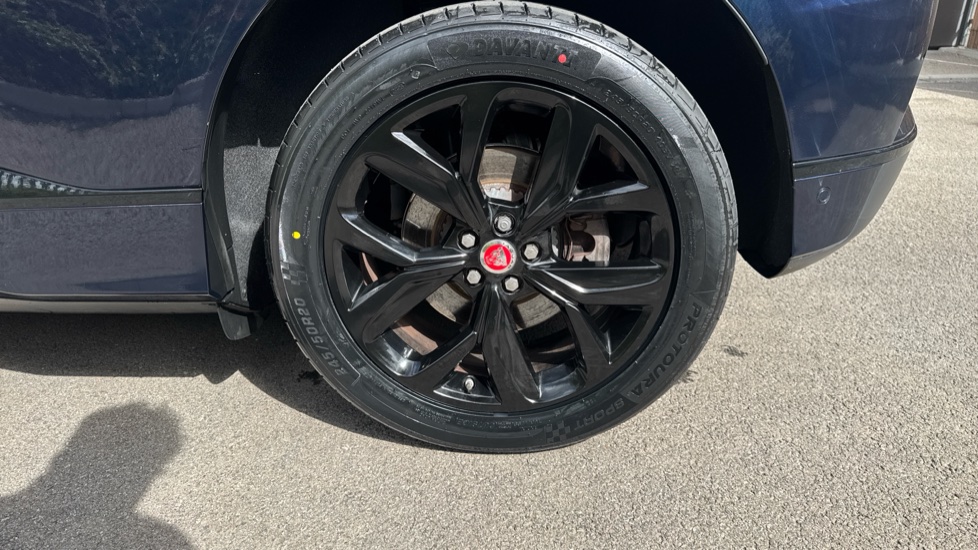 Jaguar I-Pace 294kW EV400 S 90kWh 5dr Auto [11kW Charger] Electric Estate - Image 28