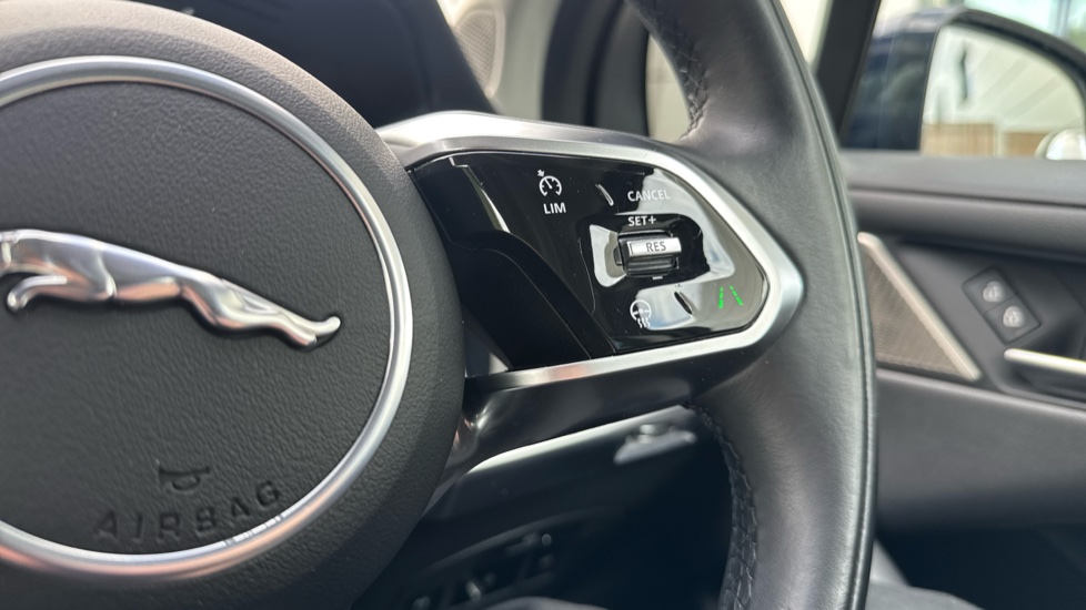 Jaguar I-Pace 294kW EV400 S 90kWh 5dr Auto [11kW Charger] Electric Estate - Image 45