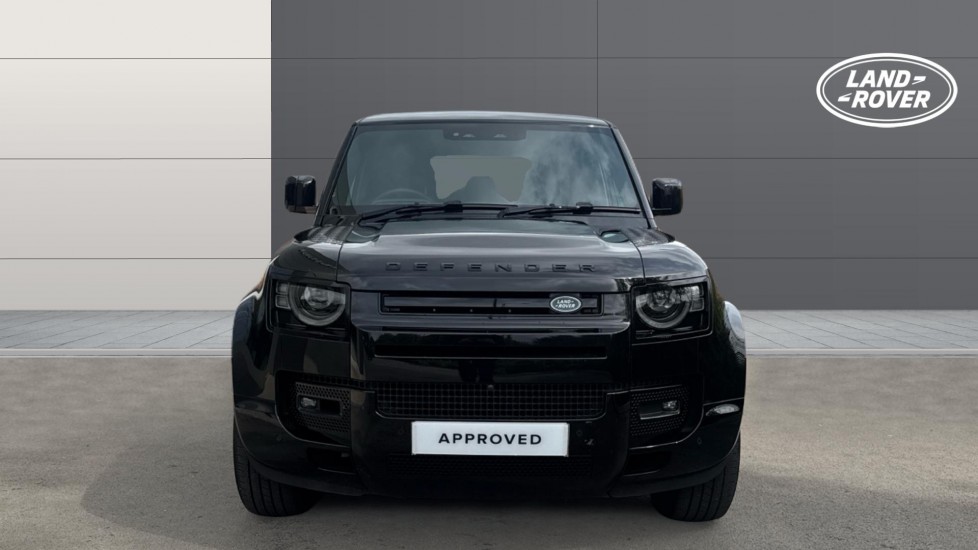 Land Rover Defender 2.0 P400e X-Dynamic S 110 5dr Auto Estate - Image 7