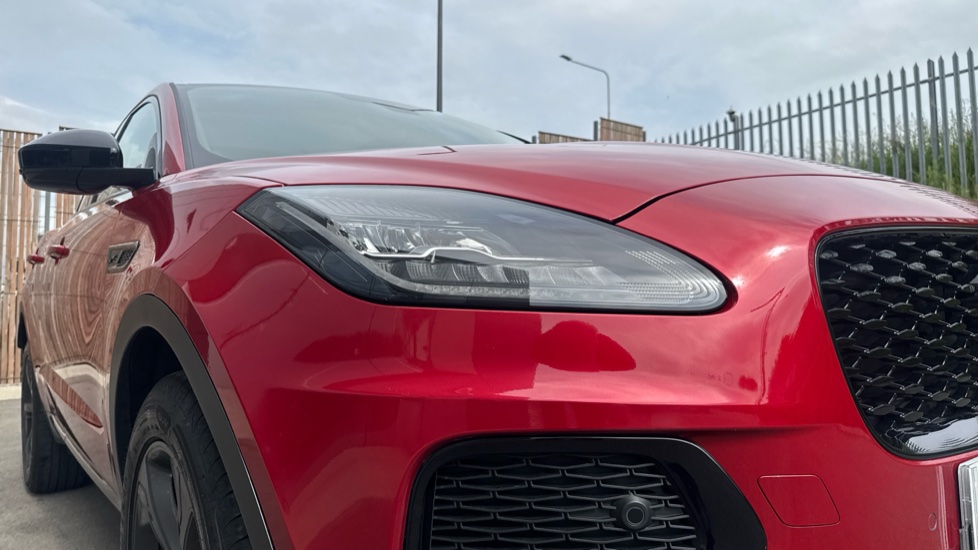Jaguar E-Pace 2.0 D200 R-Dynamic Black 5dr Auto Diesel Estate - Image 17