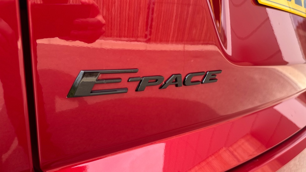 Jaguar E-Pace 2.0 D200 R-Dynamic Black 5dr Auto Diesel Estate - Image 26