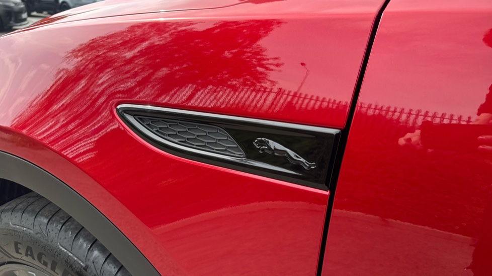 Jaguar E-Pace 2.0 D200 R-Dynamic Black 5dr Auto Diesel Estate - Image 32