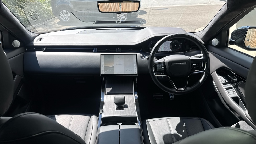Land Rover Range Rover Evoque 2.0 D200 Autobiography 5dr Auto [Revised] Diesel Hatchback - Image 9