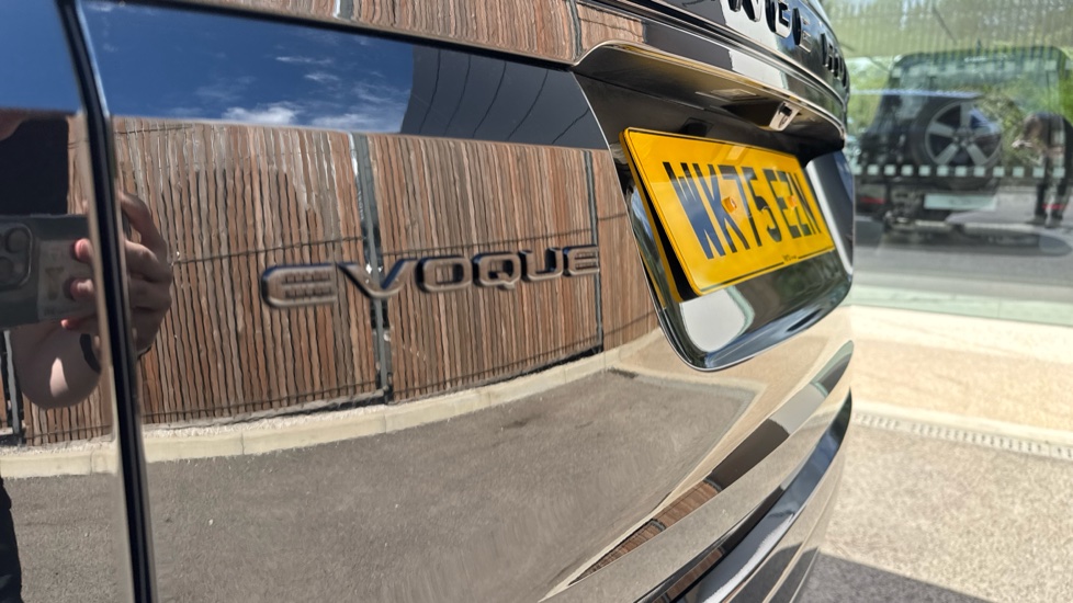 Land Rover Range Rover Evoque 2.0 D200 Autobiography 5dr Auto [Revised] Diesel Hatchback - Image 25