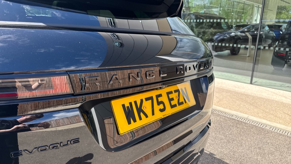 Land Rover Range Rover Evoque 2.0 D200 Autobiography 5dr Auto [Revised] Diesel Hatchback - Image 26