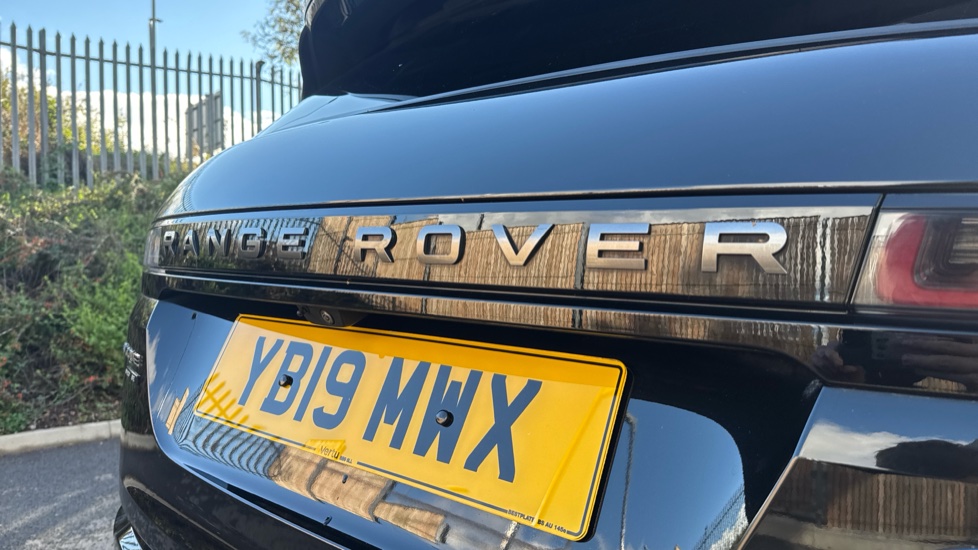 Land Rover Range Rover Evoque 2.0 D180 R-Dynamic SE 5dr Auto Diesel Hatchback - Image 26