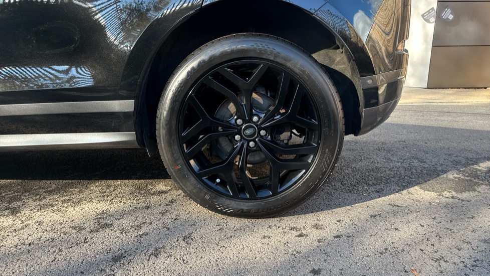 Land Rover Range Rover Evoque 2.0 D180 R-Dynamic SE 5dr Auto Diesel Hatchback - Image 31