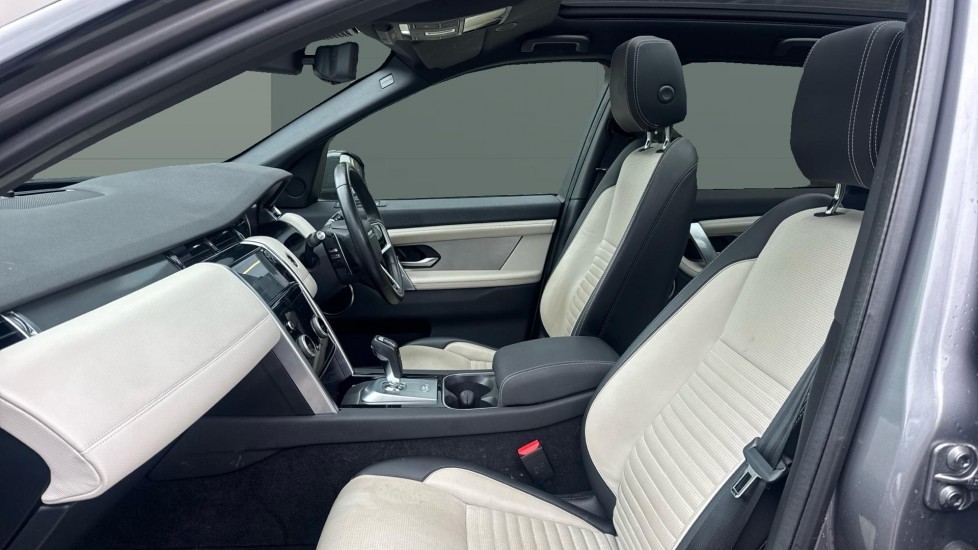 Land Rover Discovery Sport 2.0 D200 Urban Edition 5dr Auto [5 Seat] Diesel Station Wagon - Image 3