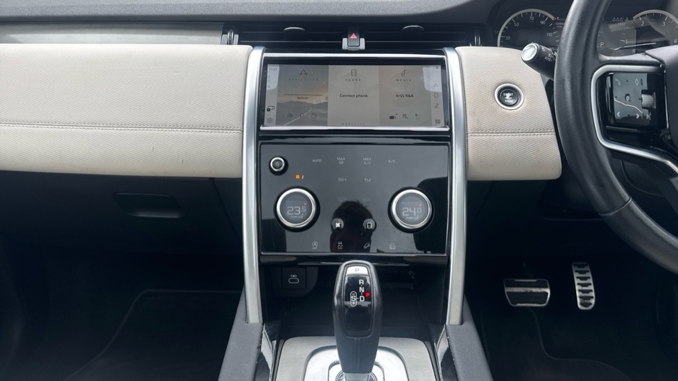 Land Rover Discovery Sport 2.0 D200 Urban Edition 5dr Auto [5 Seat] Diesel Station Wagon - Image 14