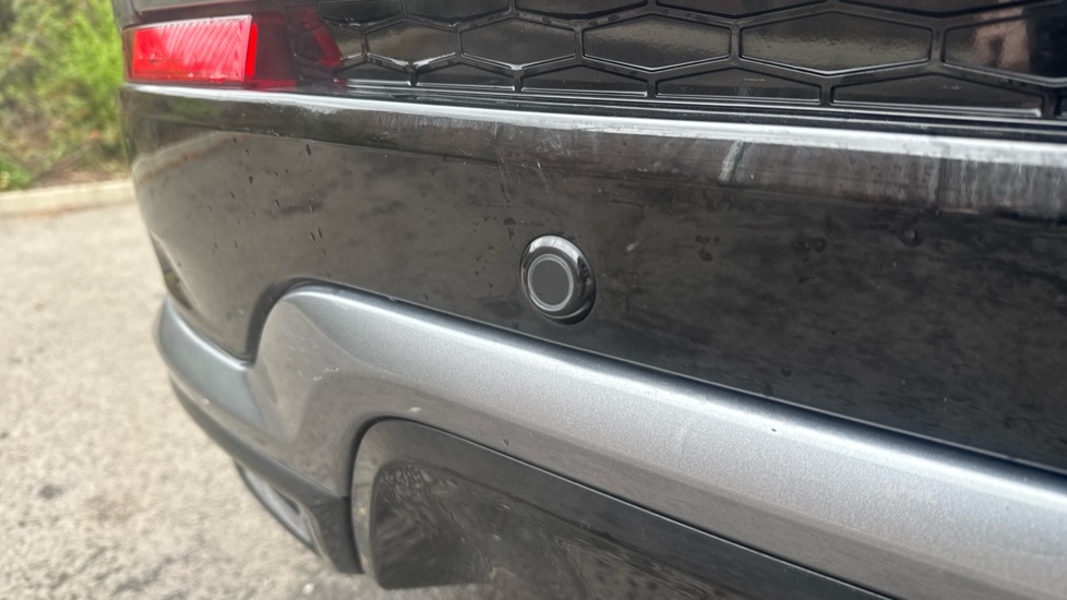 Land Rover Discovery Sport 2.0 D200 Urban Edition 5dr Auto [5 Seat] Diesel Station Wagon - Image 43