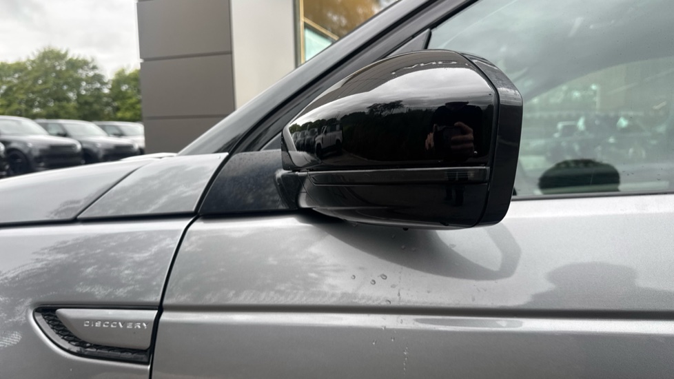 Land Rover Discovery Sport 2.0 D200 Urban Edition 5dr Auto [5 Seat] Diesel Station Wagon - Image 45