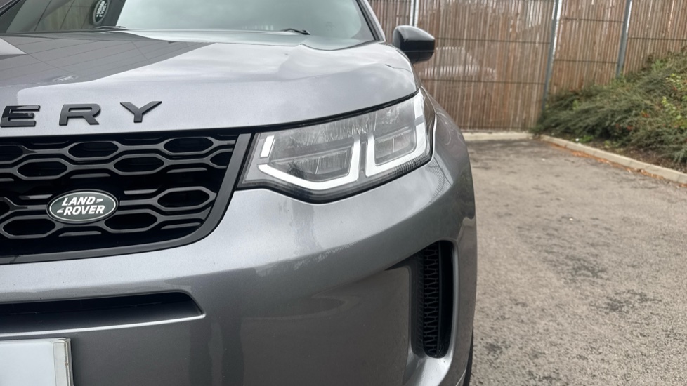 Land Rover Discovery Sport 2.0 D200 Urban Edition 5dr Auto [5 Seat] Diesel Station Wagon - Image 49