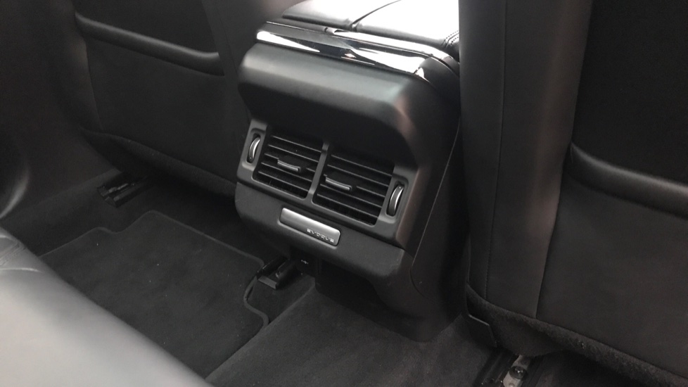 Land Rover Range Rover Evoque 2.0 D200 R-Dynamic HSE 5dr Auto Diesel Hatchback - Image 18