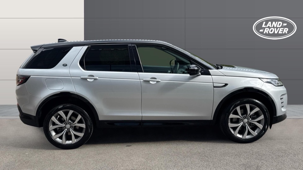 Land Rover Discovery Sport 2.0 D200 Dynamic HSE 5dr Auto [7 Seat] Diesel Station Wagon - Image 5