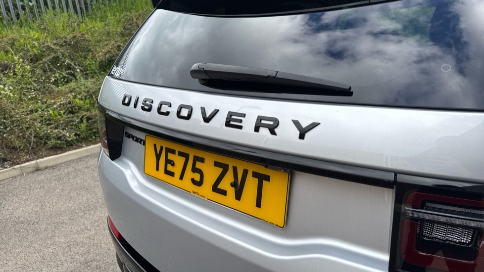 Land Rover Discovery Sport 2.0 D200 Dynamic HSE 5dr Auto [7 Seat] Diesel Station Wagon - Image 25