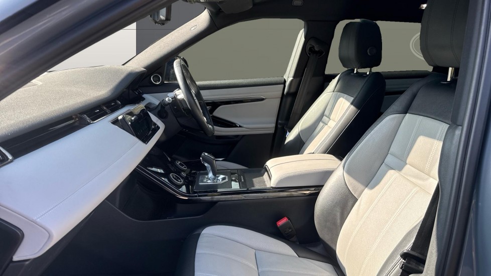 Land Rover Range Rover Evoque 2.0 P250 First Edition 5dr Auto Petrol Hatchback - Image 3